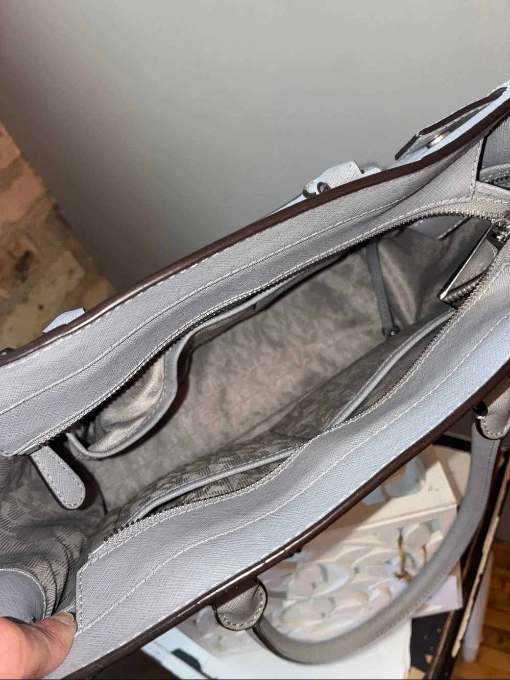 Michael Kors Dillon Light Grey Saffiano Satchel with Shoulder Strap - Picture 8 of 9
